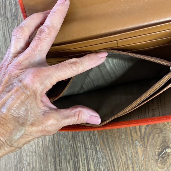 EUC Authentic Feragamo Wallet - Picture 8 of 10